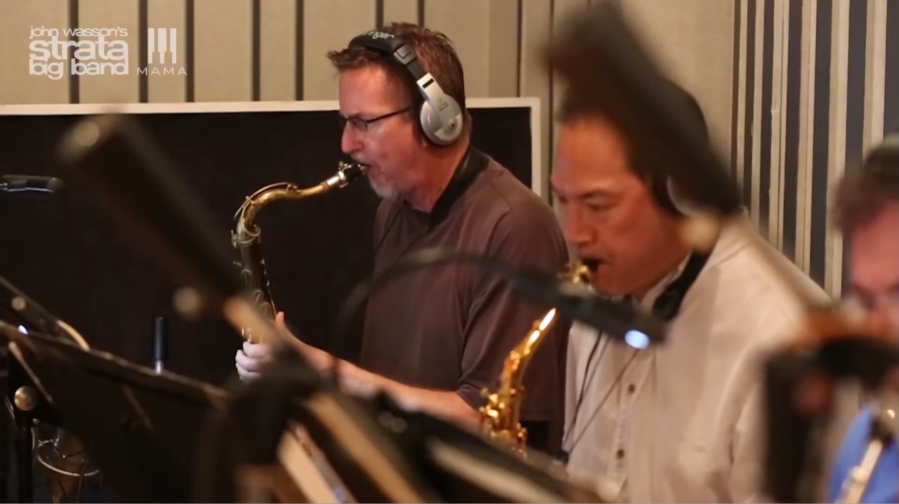 Tenor sax and big band